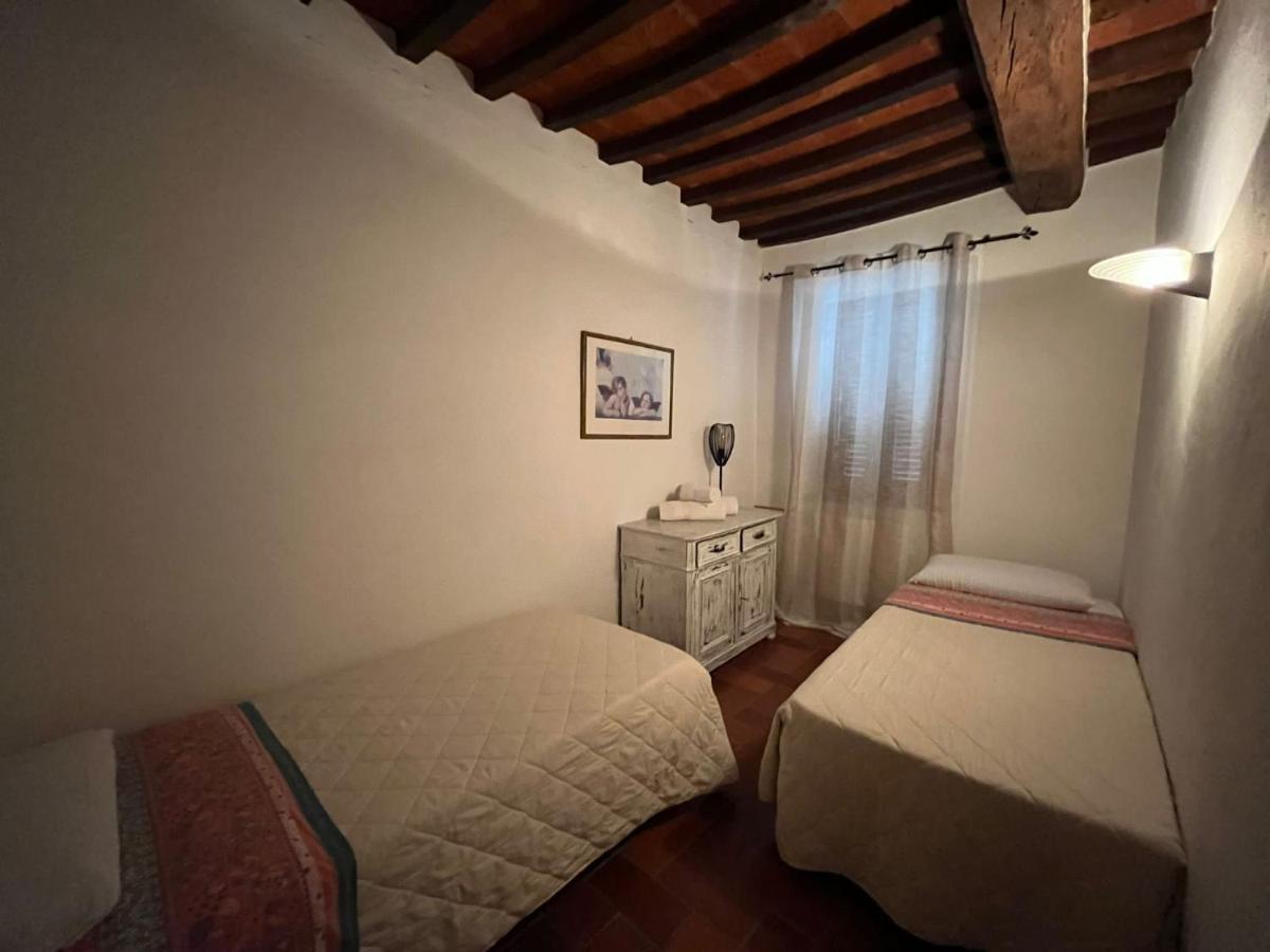 Agriturismo Palazzo Val Del Sasso Villastrada  Exterior photo
